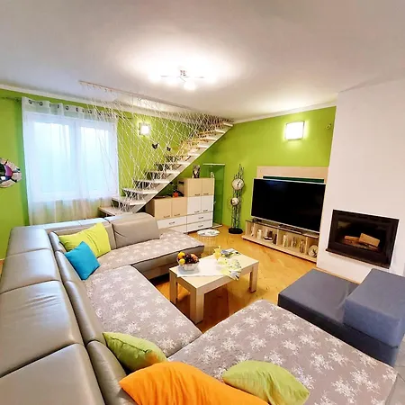 Family-friendly With Swimming Pool - 24352 Appartement *