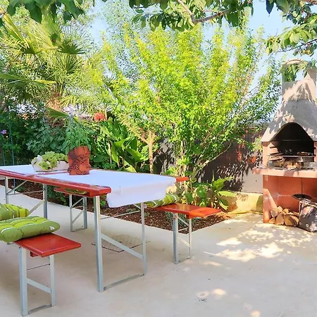 Appartement Family-friendly With Swimming Pool - 24352 Pula