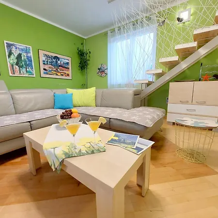 Family-friendly With Swimming Pool - 24352 Pula